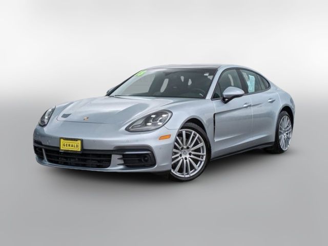2018 Porsche Panamera 4