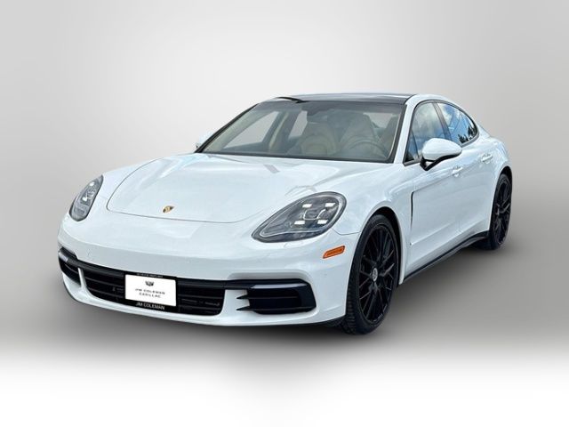 2018 Porsche Panamera 4