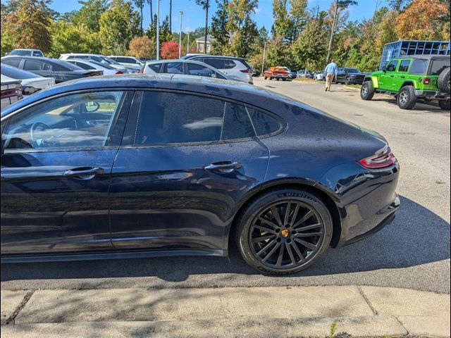 2018 Porsche Panamera 4