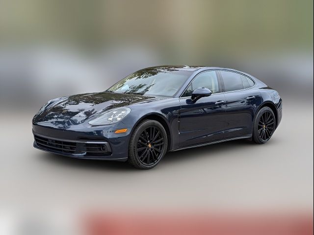 2018 Porsche Panamera 4