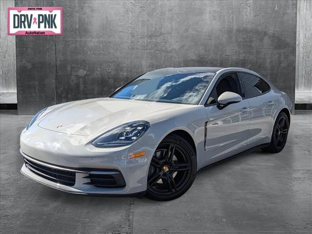 2018 Porsche Panamera 4