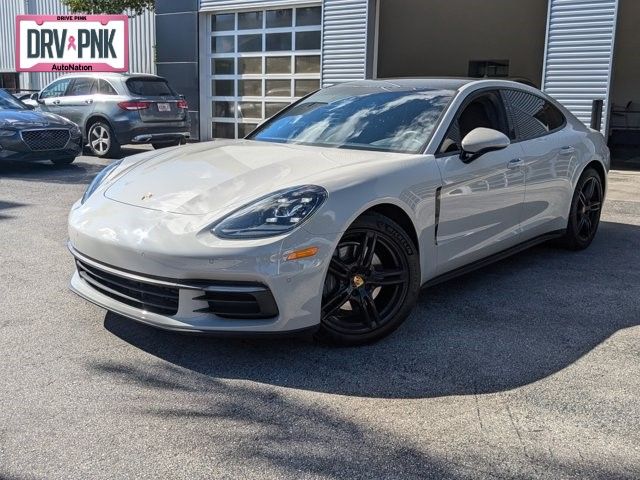 2018 Porsche Panamera 4