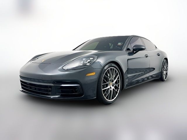 2018 Porsche Panamera 4