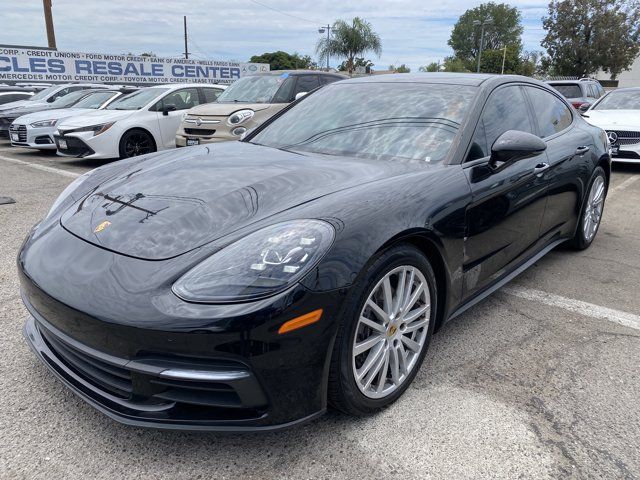 2018 Porsche Panamera 4