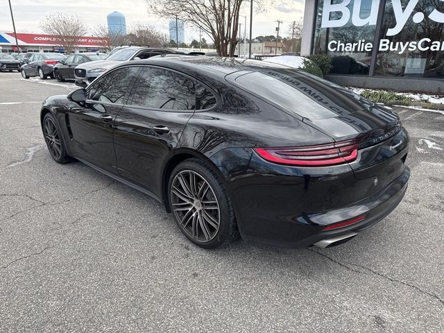 2018 Porsche Panamera 4