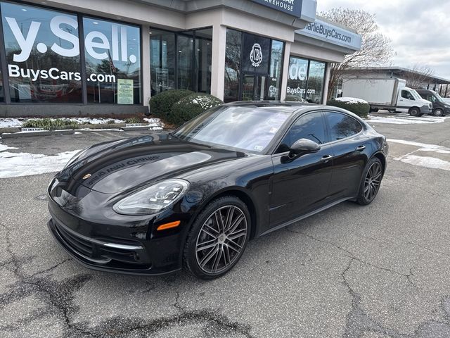 2018 Porsche Panamera 4