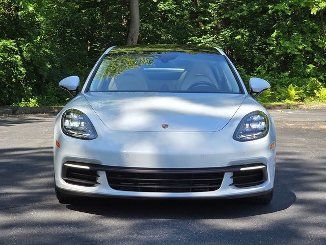 2018 Porsche Panamera 4