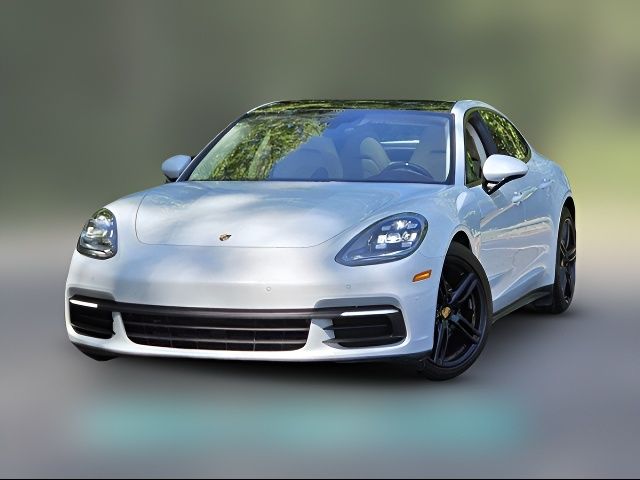 2018 Porsche Panamera 4