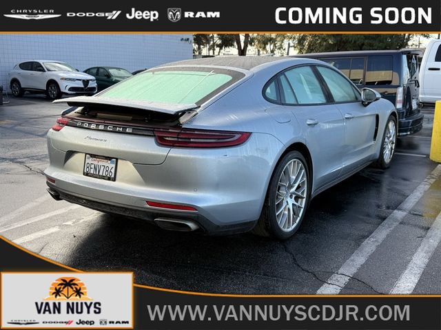 2018 Porsche Panamera 4