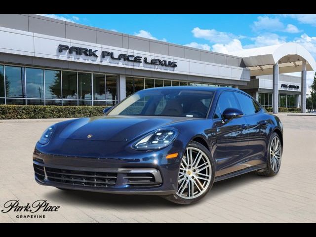 2018 Porsche Panamera 4