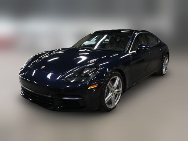 2018 Porsche Panamera 4