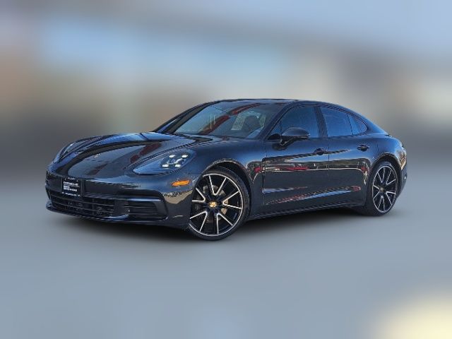 2018 Porsche Panamera 4