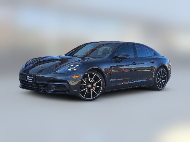 2018 Porsche Panamera 4