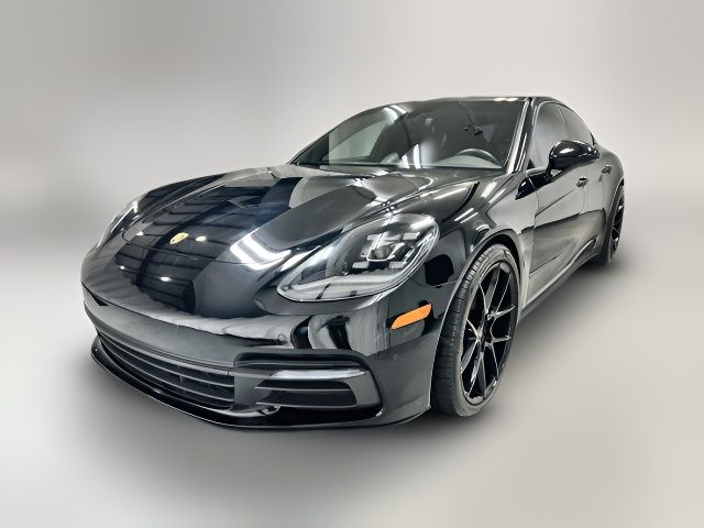 2018 Porsche Panamera 4