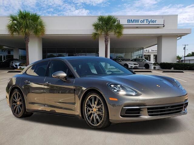 2018 Porsche Panamera Base