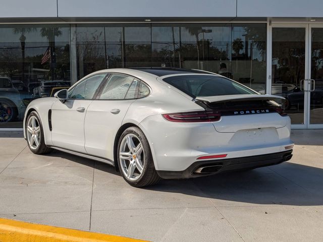 2018 Porsche Panamera 4