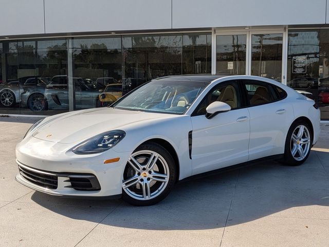 2018 Porsche Panamera 4