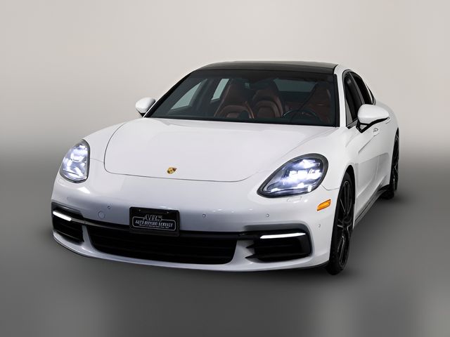2018 Porsche Panamera 4