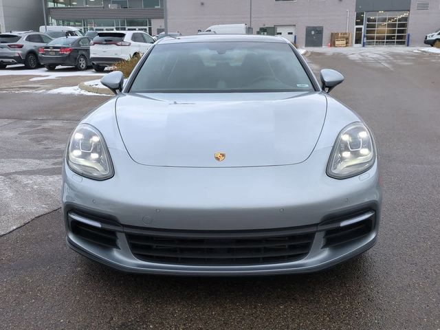 2018 Porsche Panamera 4