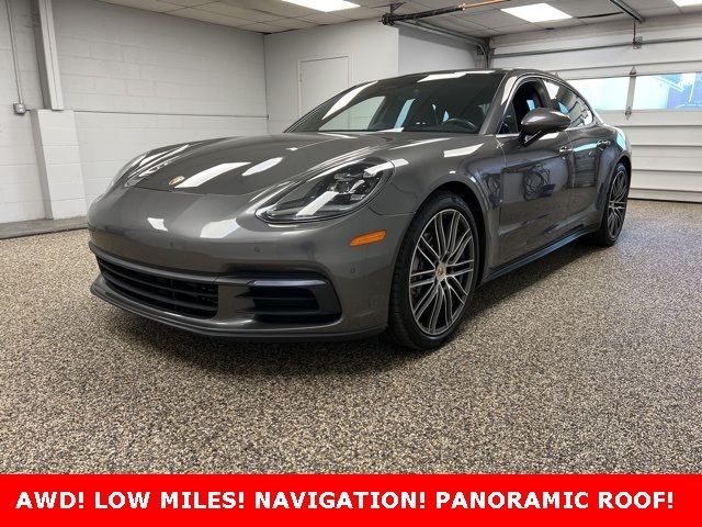 2018 Porsche Panamera 4