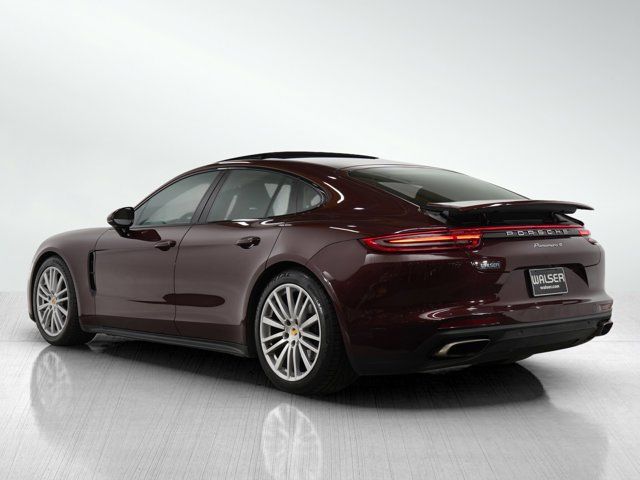 2018 Porsche Panamera 4