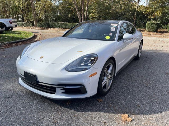 2018 Porsche Panamera 4