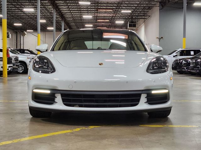 2018 Porsche Panamera 4