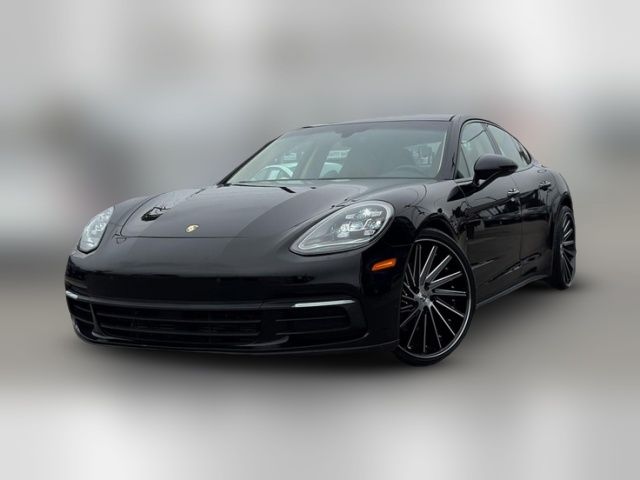 2018 Porsche Panamera 4