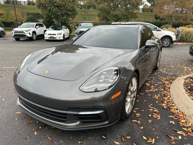 2018 Porsche Panamera 4