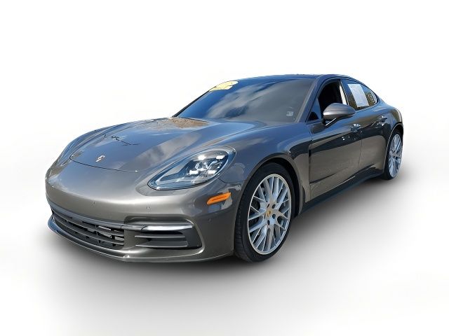 2018 Porsche Panamera 4