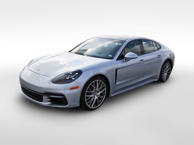 2018 Porsche Panamera 4