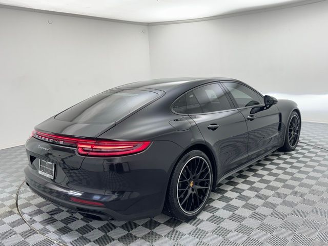 2018 Porsche Panamera 4