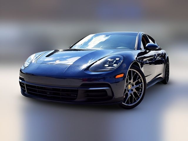 2018 Porsche Panamera 4