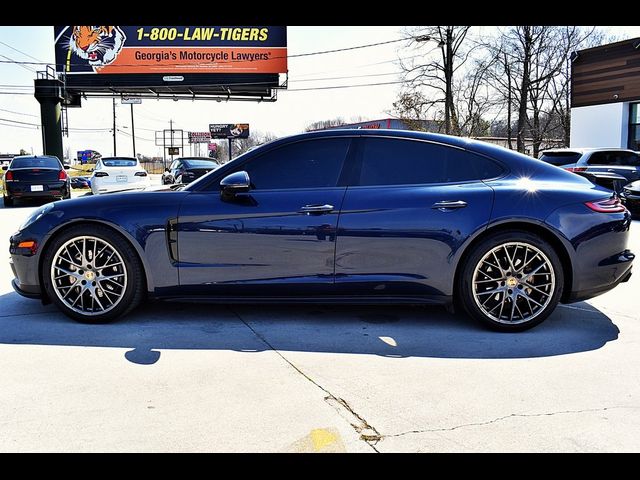 2018 Porsche Panamera 4
