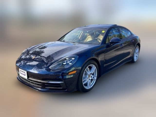 2018 Porsche Panamera 4