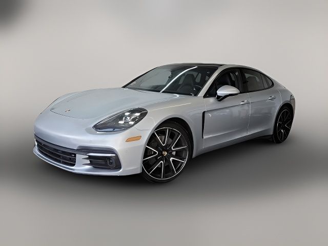 2018 Porsche Panamera 4