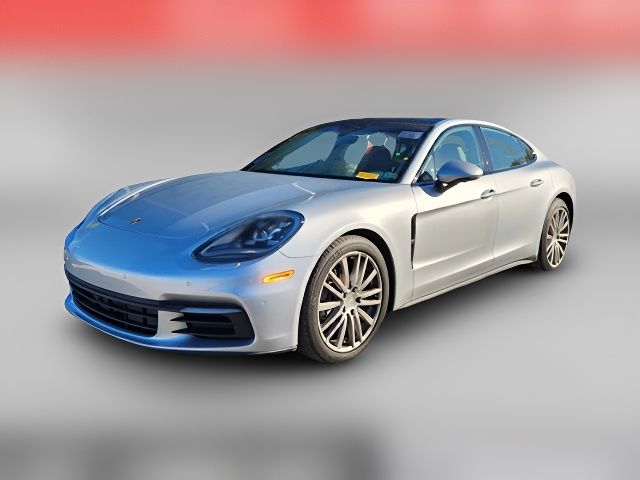 2018 Porsche Panamera 4