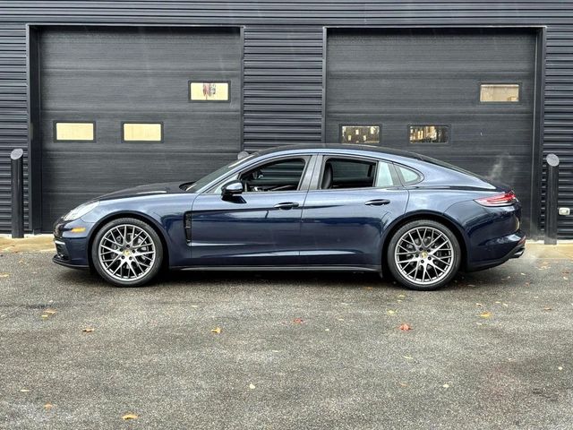 2018 Porsche Panamera 4