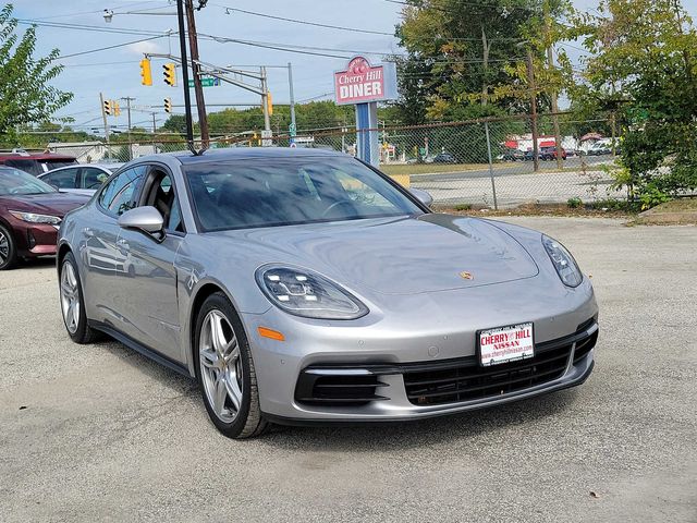 2018 Porsche Panamera 4