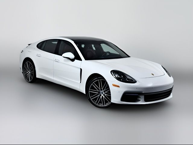 2018 Porsche Panamera 4