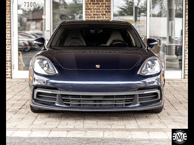 2018 Porsche Panamera 4
