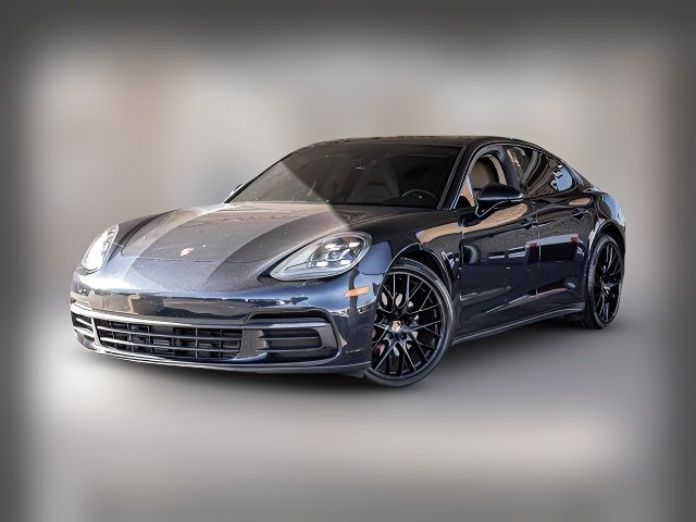 2018 Porsche Panamera 4