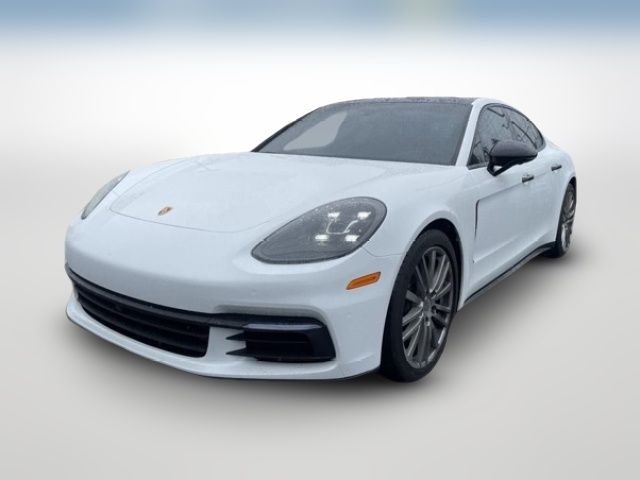 2018 Porsche Panamera 4