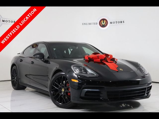 2018 Porsche Panamera 4