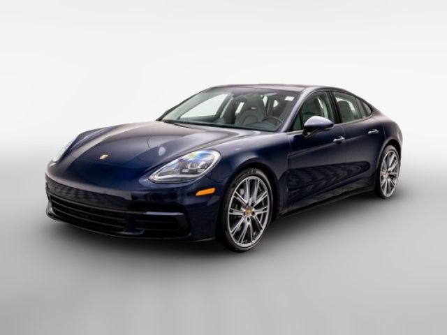 2018 Porsche Panamera 4