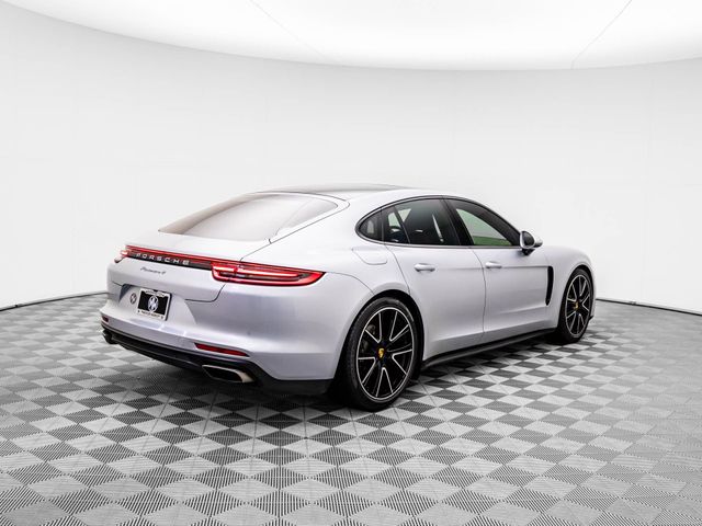 2018 Porsche Panamera 4