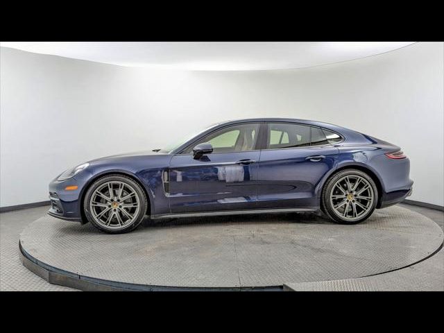 2018 Porsche Panamera 4