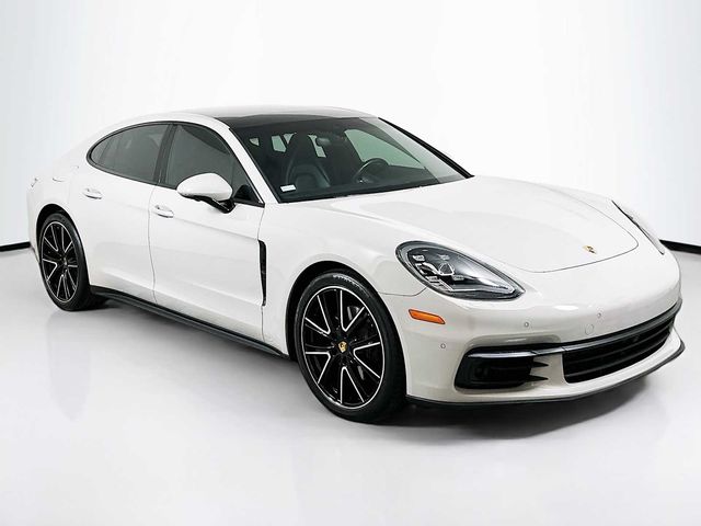 2018 Porsche Panamera Base