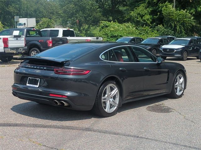 2018 Porsche Panamera 4S