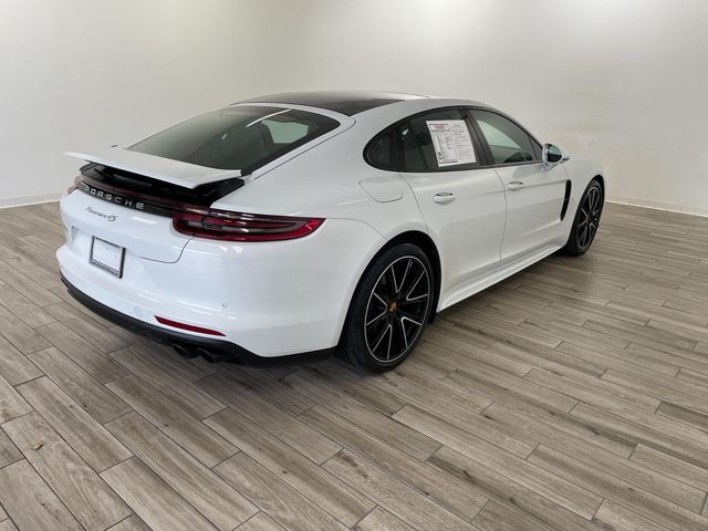 2018 Porsche Panamera 4S